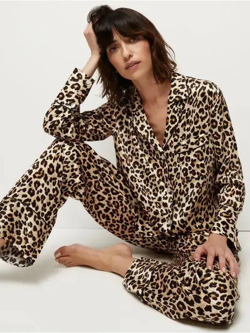 Veronica Beard 2 Piece Mulberry Silk Leopard Print Pyjama Set